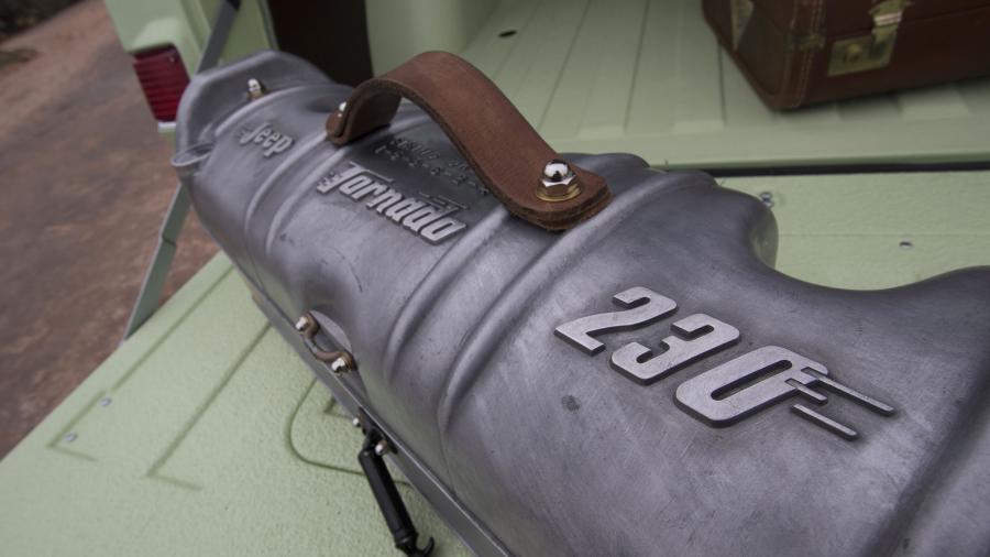 Багажник Jeep Wagoneer Roadtrip 2018 года  (фото 48 из 60)
